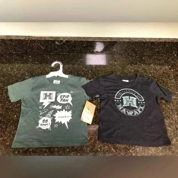 University of Hawaii T-Shirt Bundle - Picture 1 of 7
